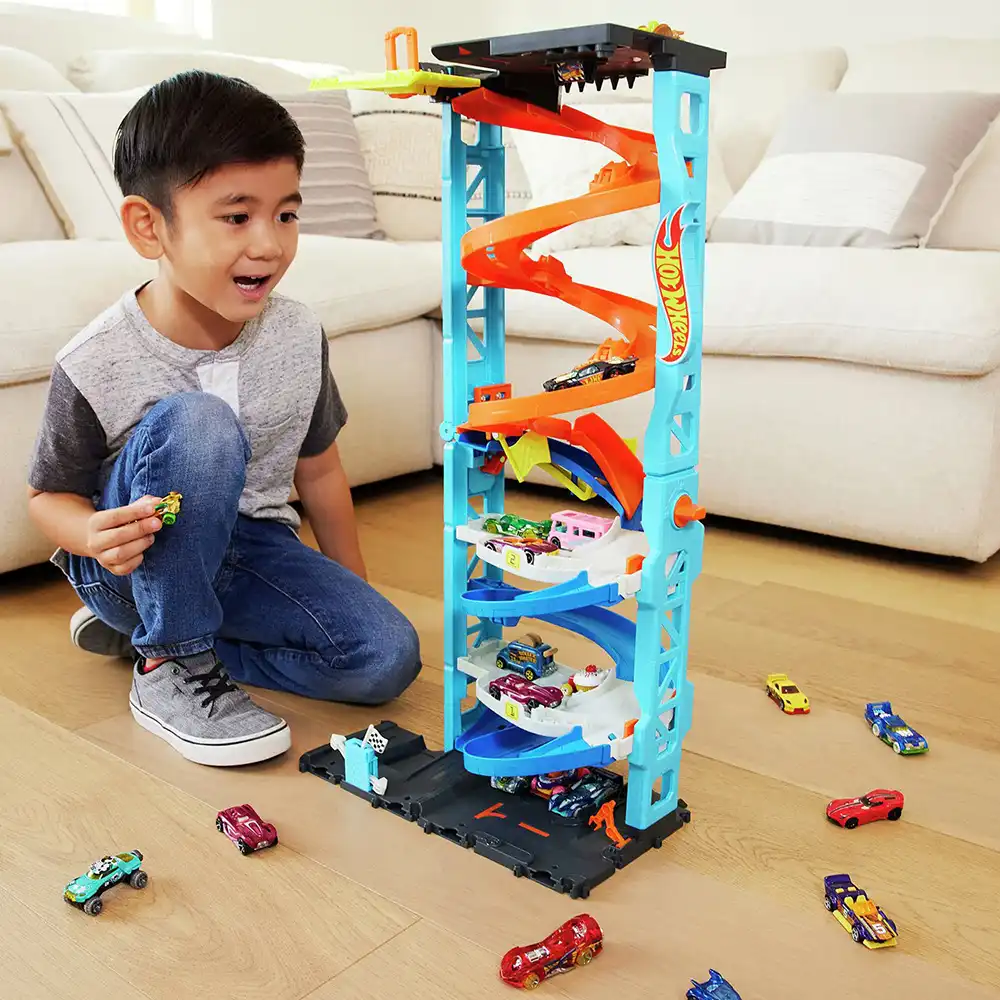 پیست Hot Wheels مدل TRANSFORMING RACE TOWER CITY