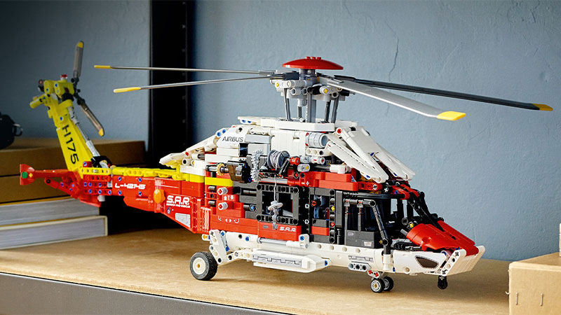لگو Technic مدل Airbus H175 Rescue Helicopter 42145