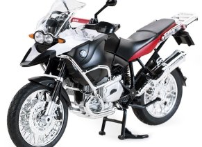 موتور فلزی راستار مقیاس 1:9 مدل BMW Motorcycle سفید