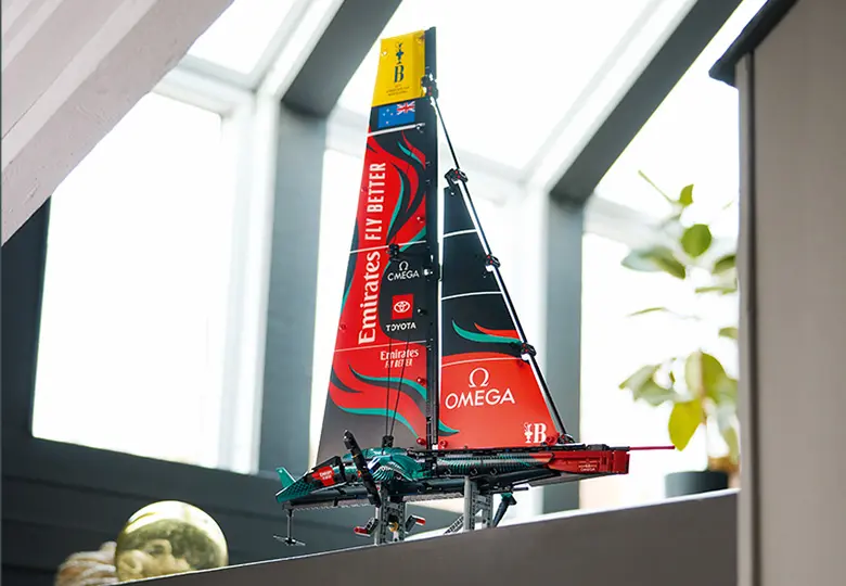 لگو تکنیک مدل 42174 قایق بادبانی نیوزیلند برای نمایش و دکور