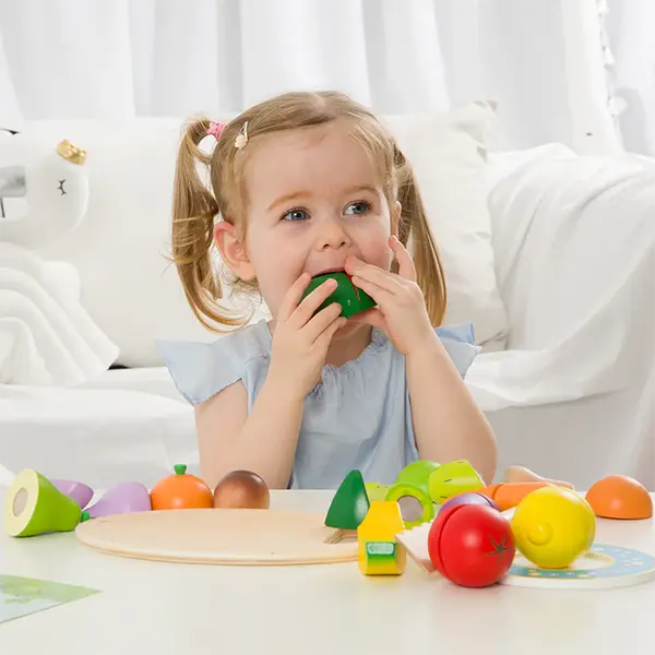 Fruit-Cutting10