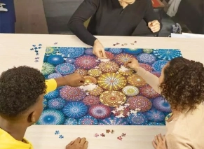 پازل 2000 تکه رونزبرگر Ravensburger طرح تابش رنگین کمان ماندالا Radiating Rainbow Mandalas