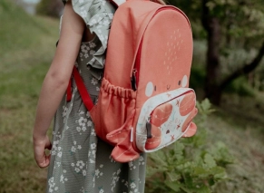 a4-size-junior-backpack-slurpy-the-octopus2