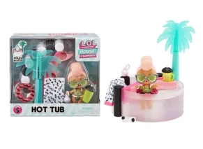 house_of_surprises_hot_tub_4