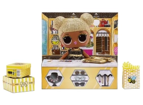 lol-queen-bee-6