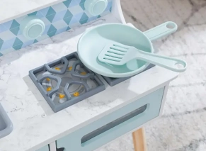 KidKraft-Play-Put-Away-Kitchen-8