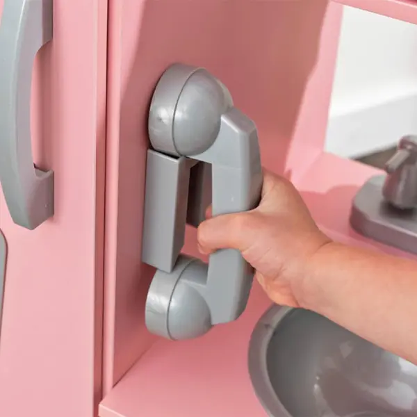 Pink-Vintage-Toy-Kitchen-10