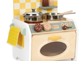 آشپزخانه کوچک چوبی کلاسیک ورد Classic World