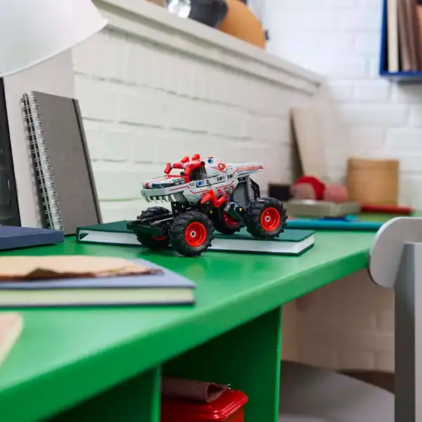 لگو تکنیک مدل 42200 تاندرروراس عقبکش مانستر جم 4