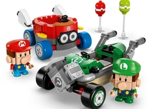 فیگورهای شخصیت در کنار ماشینهاشون