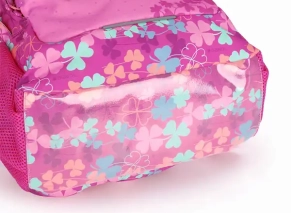 ته کوله پشتی مدرسه ای گابل Gabol مدل CLOVER یه قسمت ضد آب داره