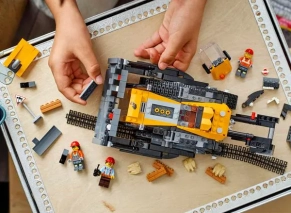 محتویات داخل بسته Lego city yellow bulldozer