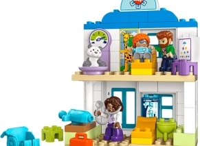 خرید Lego Duplo First Time: Visit to the Doctor 10449