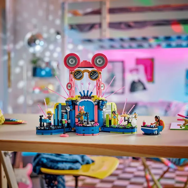 لگو ساخته شده فرندز مدل LEGO Friends Talent Show In Heartlake City