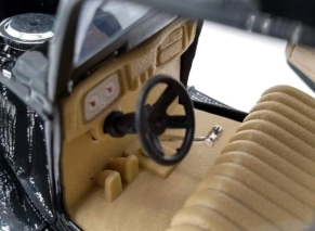 قابلیت باز شدن در، صندوق عقب و کاپوت ماکت ماشین فلزی موتورمکس Motormax مدل 1:24 1934 Ford Coupe
