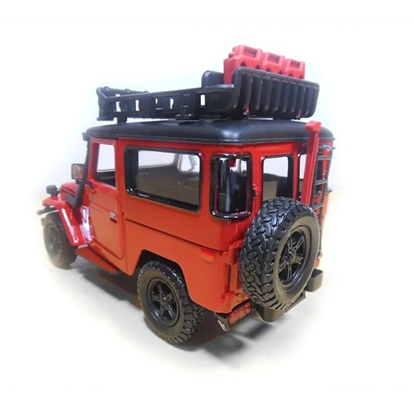 بهترین ماکت ماشین فلزی موتورمکس Motormax مدل 1:24 Toyota FJ40 Land Cruiser