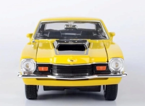 فروش بهترین ماکت ماشین فلزی موتورمکس Motormax مدل 1:24 1971 Mercury Comet GT زرد در ایران