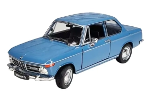 ماکت فلزی BMW 2002 برند Welly مدل 24053W در مقیاس 1:24 با طراحی کلاسیک، بدنه فلزی و مناسب کلکسیون خودروهای قدیمی و اسپرت آلمانی