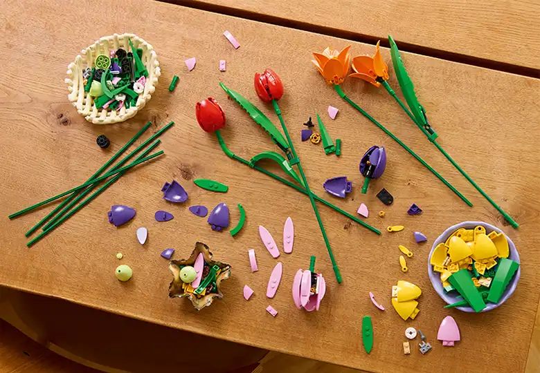 بهترین لگو دسته گل LEGO Botanicals Tulip Bouquet