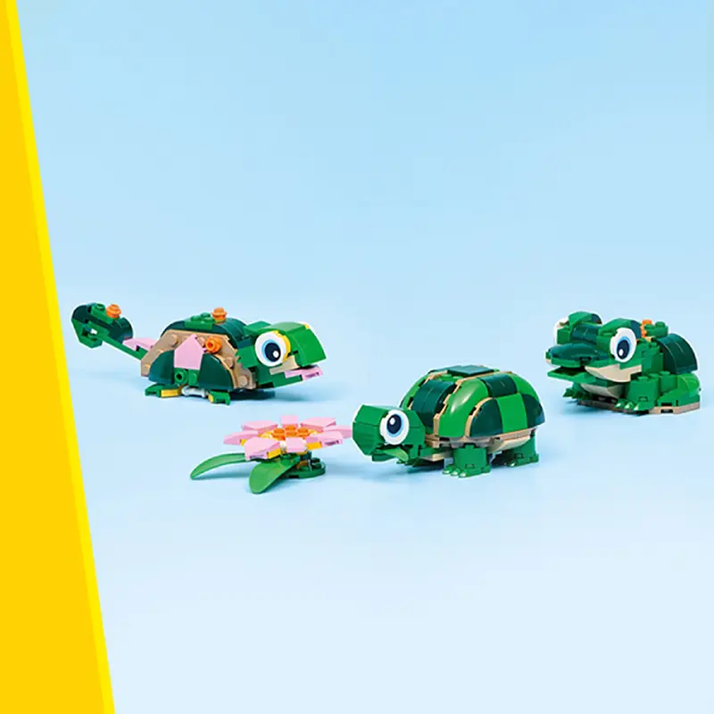 عکس ساخته شده LEGO Creator Turtle with a Water Lily Flower
