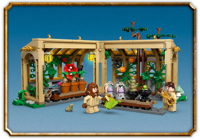 عکس گلخانه Harry Potter Hogwarts Castle: Herbology Class