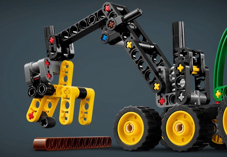 عکس حمل تنه درخت LEGO Technic John Deere 1470H Wheeled Harvester