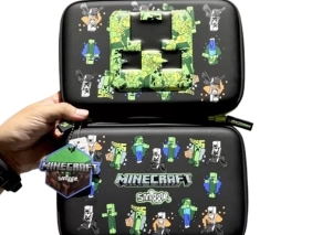 زیپ و جنس بدنه پلیاستر جامدادی هارد باکس اسمیگل طرح Minecraft