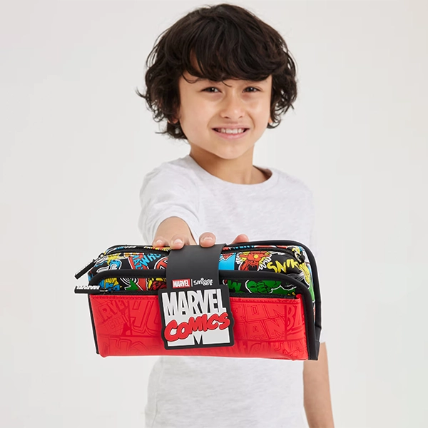 خرید اینترنتی جامدادی اسمیگل طرح Marvel با دو محفظه و چسبی