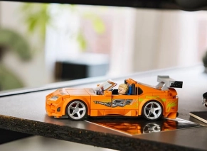 نمای جلوی Toyota Supra MK4 لگویی