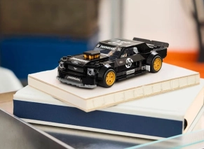 جزئیات کاپوت لگو فورد موستانگ Hoonicorn